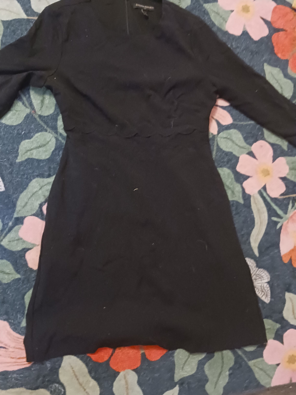 Ann Taylor Black Long-Sleeve Knit Sheath Dress